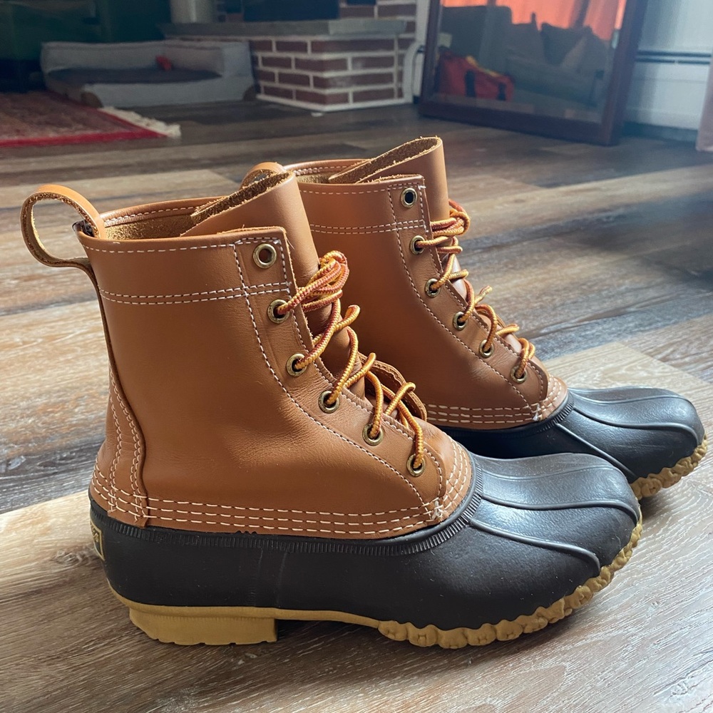 L.L. Bean 8’’ Original Bean (Duck) Boots in Tan Brown, 9M